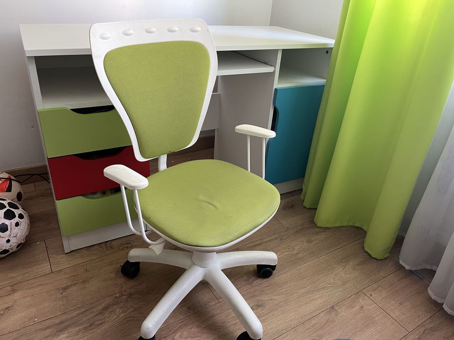 Meble komplet do pokoju dla chłopca