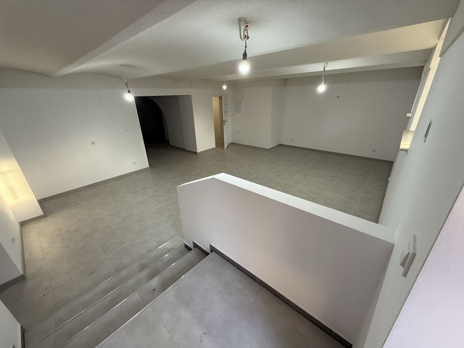 Budynek mieszkalno uslugowy 120m2 W OŁAWA   ul chrobrego