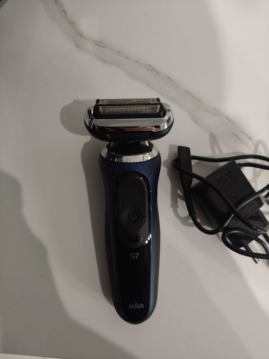 Braun Series 7 – jak nowa, użyta kilka razy.
