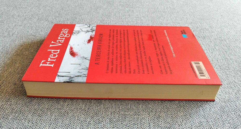 Livro "A terceira Virgem" Fred Vargas