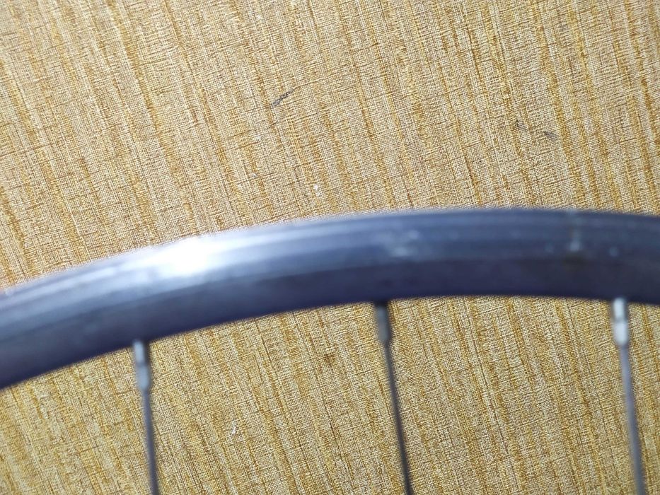 Колесо 28, Shimano Exage, обод Rigida перед