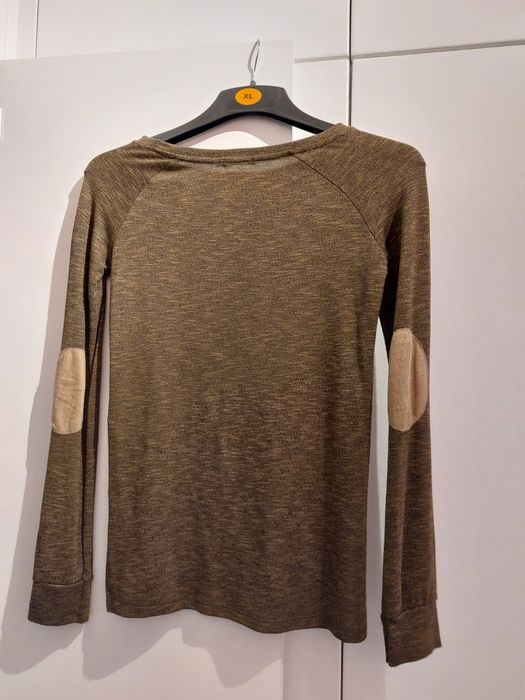 Camisola verde tropa Bershka