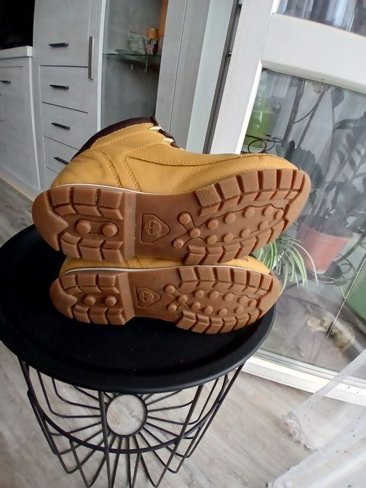 Timberland. Buty młodzieżowe.