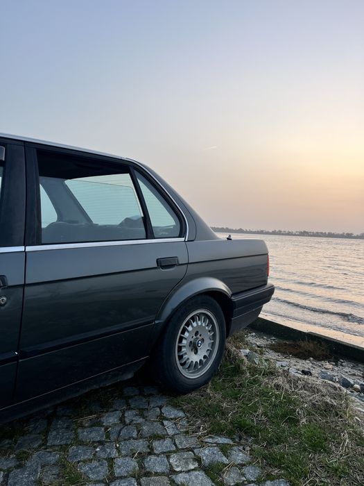 Bmw e30 motor m52b25