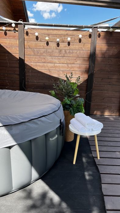 Jacuzzi V-Spa Anthracite 180cm 4-osobowe - LUKSUSOWE ogrodowe spa z hydromasażem