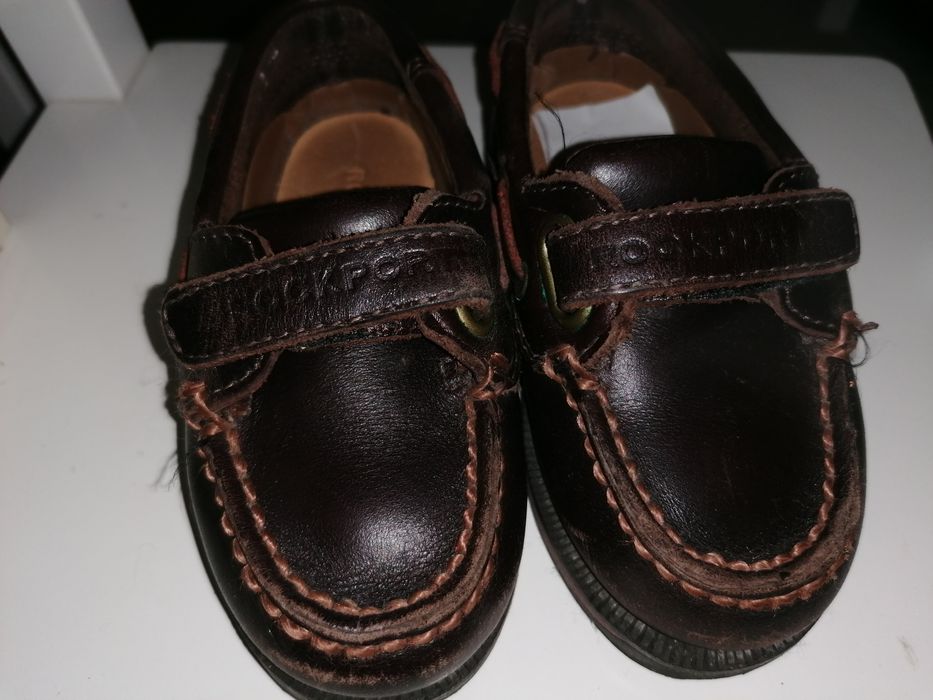 Tam. 22 Rockport como novos