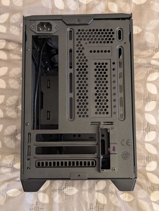 Obudowa Cooler Master NR200, oba panele