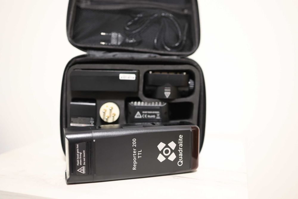 Lampa Quadralite Reporter 200 ttl