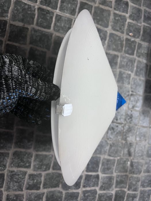 Candeeiro fixo ao tecto