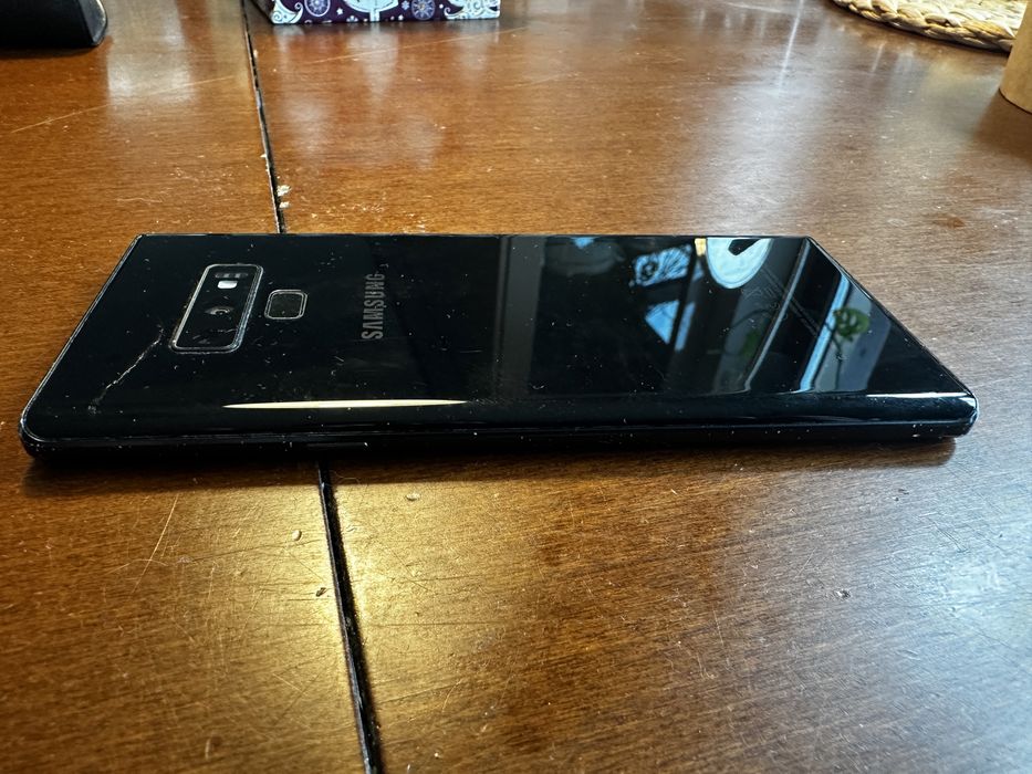 Samsung Galaxy Note 9 z rysikiem bluetooth