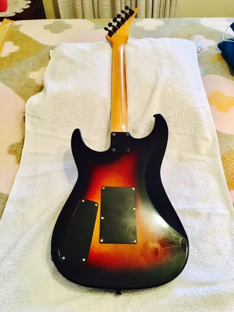 Guitarra Elétrica Maison , Pickups Seymour Duncan.