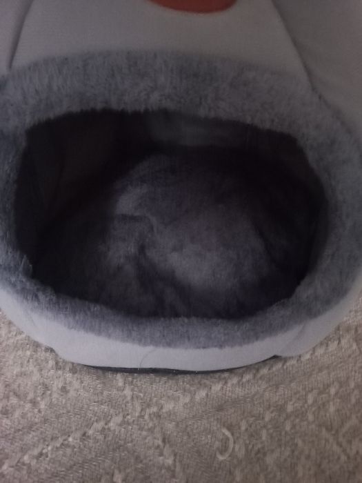 Legowisko,buda dla kota lub psa (domowa)