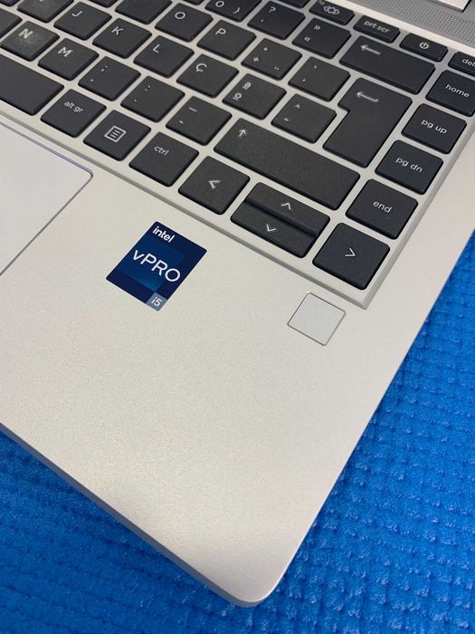 HP EliteBook 640 G9 | i5-1245U | 16GB DDR4 | 512GB NVMe | W11 Pro | Loja Física e Web Site