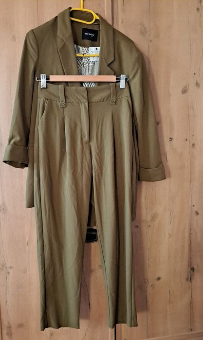 Żakiet i spodnie Orsay