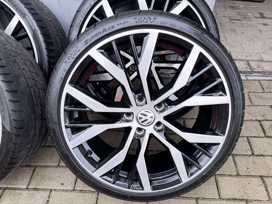 Felgi Vw Golf 7 19 35 225 orginal Vw