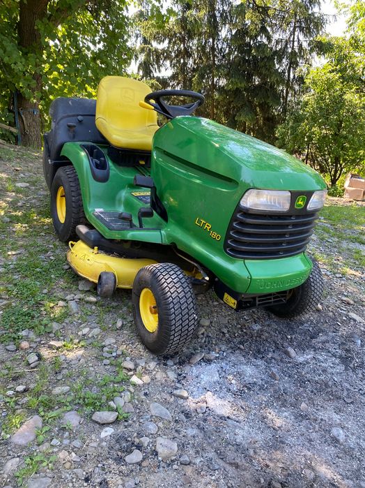 Traktorek John deere