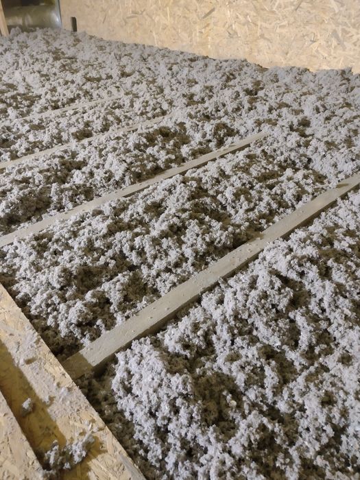 Wełna Celuloza λ 0,037 - 30 cm ocieplenie stropu poddasza wiązary