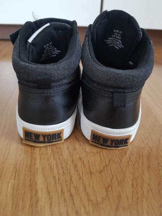 Czarne wyższe buty New York 31