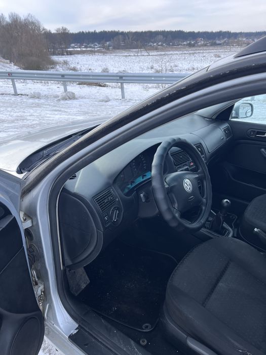Продам Wolksvagen Golf 4