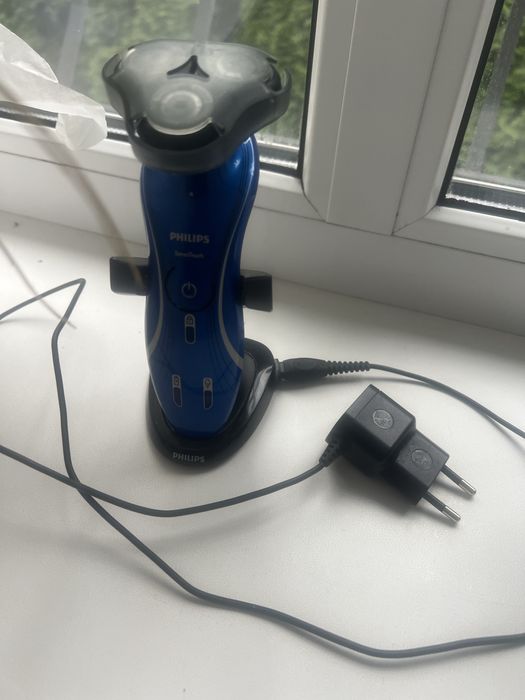 Электробритва Philips SensoTouch 7000