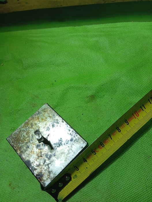 Bloco metalico para fresa