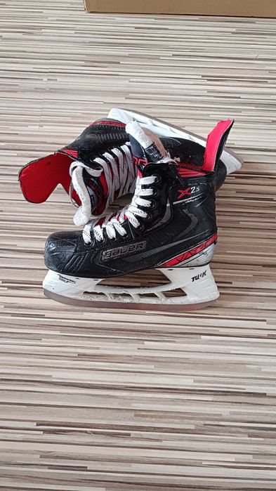 Łyżwy Bauer Vapor X2.5 rozmiar 2D (35 EUR)