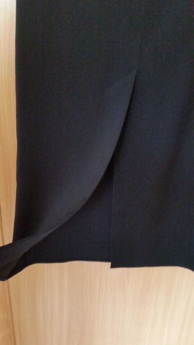 Czarna elegancka długa spódnica rozmiar 40