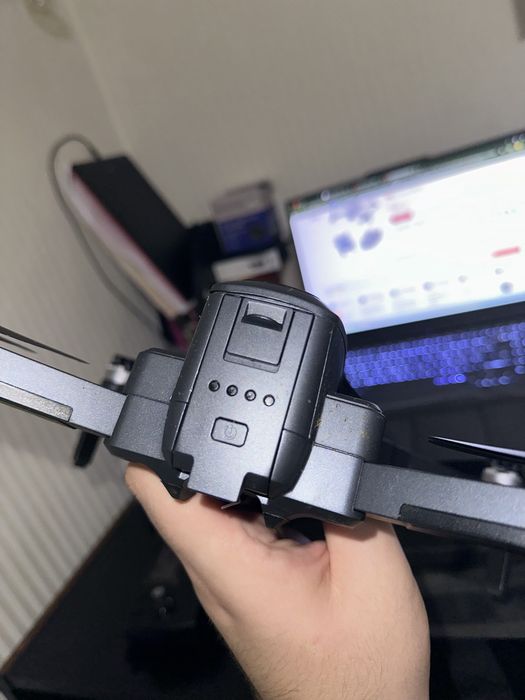 Квадрокоптер ZLRC SG906 MAX 1