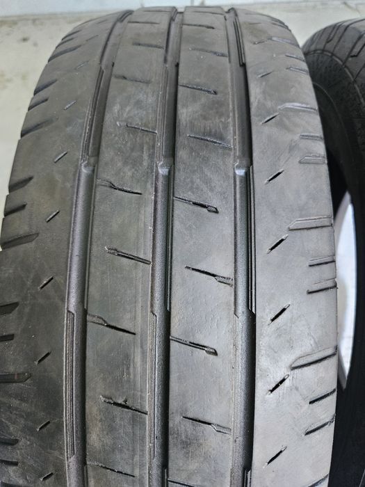 Резина шины колеса 215/65/16С CONTINENTAL