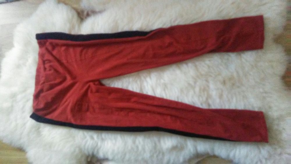 Legginsy marchewkowe zamsz