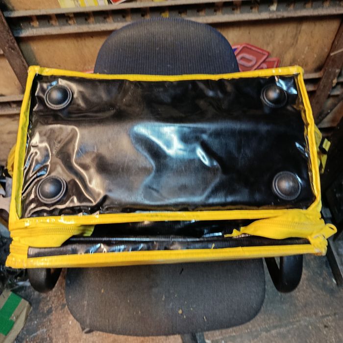 Термо тусмка Glovo