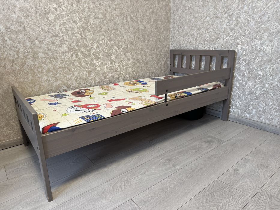 Ліжко ikea 165/75