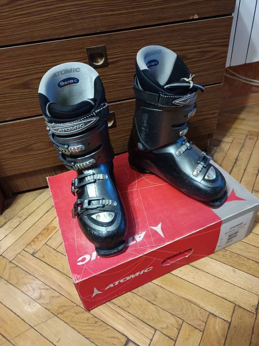 Лыжные ботинки Atomic