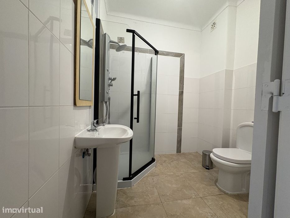 Quarto individual para Arrendamento – Setúbal | Avenida Jaime Cortesão