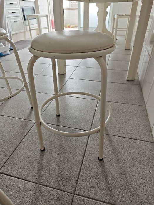 Conjunto 4 Bancos de Cozinha