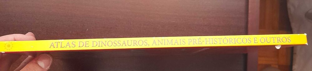 Atlas de Dinossauros  Animais pré-históricos e outros