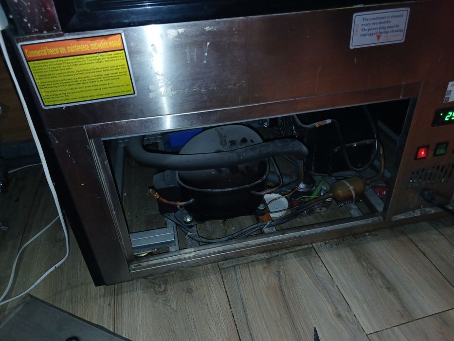 Manutenção e reparação de ar-condicionado frigorífico arcas congeladora bebidores acumulador térmico