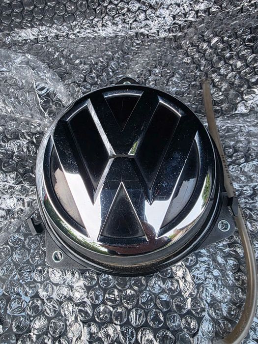 Emblemat zamek Passat b8 klapy tył