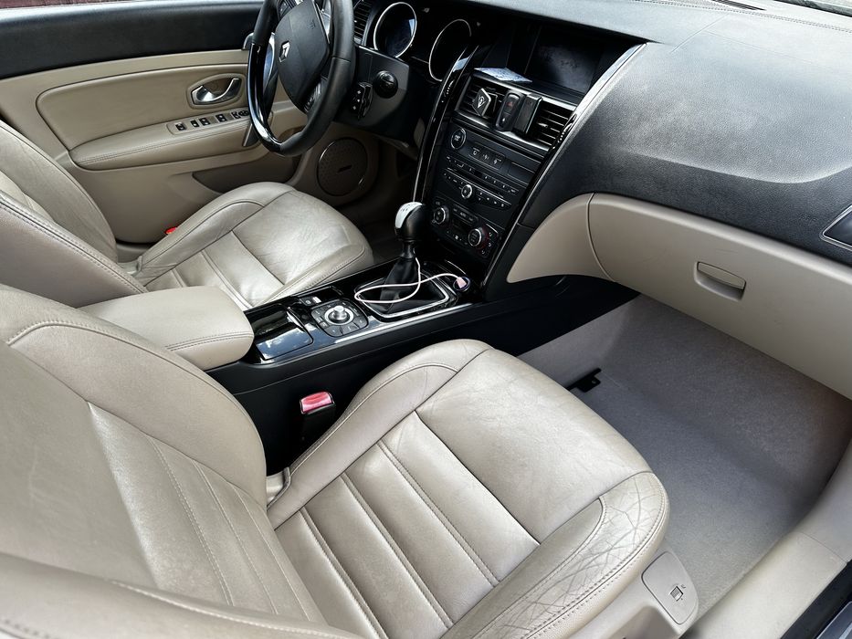 Renault latitude