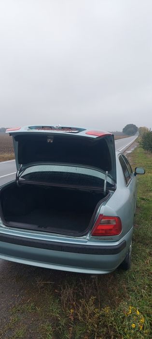 Міцубісі Каризма