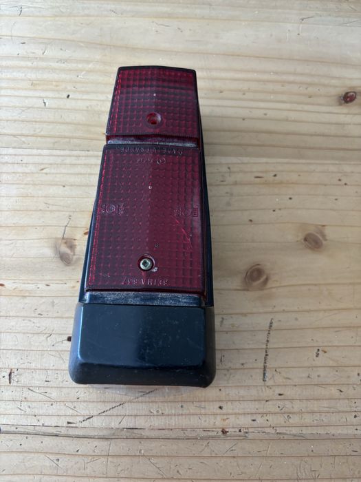 Cobertura farol traseiro - Citroen DS (boca de sapo) - ref Seima 637