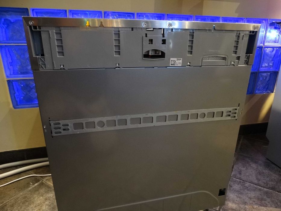 Zmywarka do zabudowy Miele G7293E z 2025 roku 1 rok gwarancji