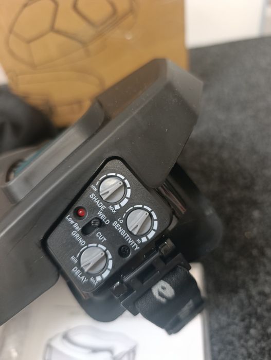 Gogle spawalnicze samosciemniające YESWELDER LY100R / LYG-R100A –