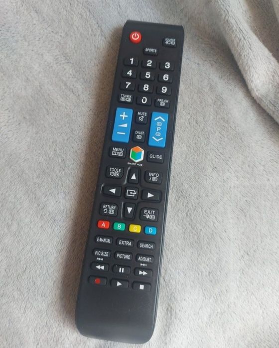 Pilot do każdego tv Samsung