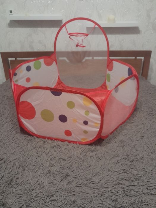 Ігровий манеж і сухий басейн дитячий