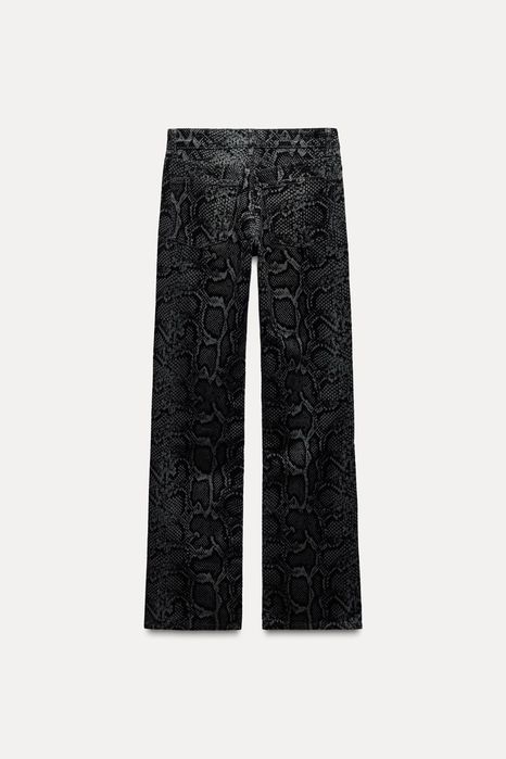 ZARA джинси флоковані зі зміїним принтом