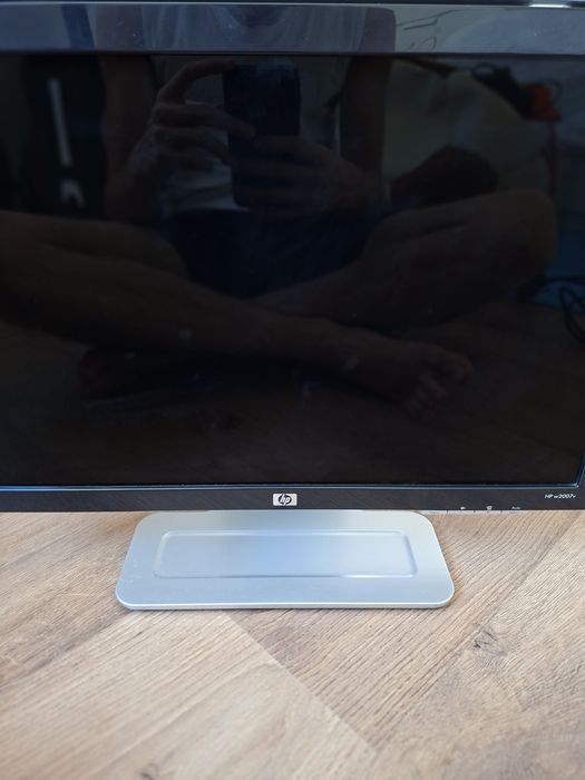 Monitor HP w2007v