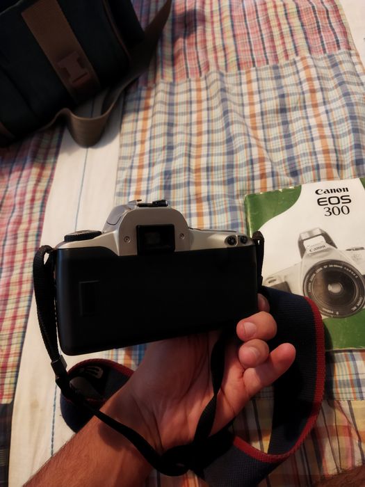 Camera Canon EOS 300 Analógica