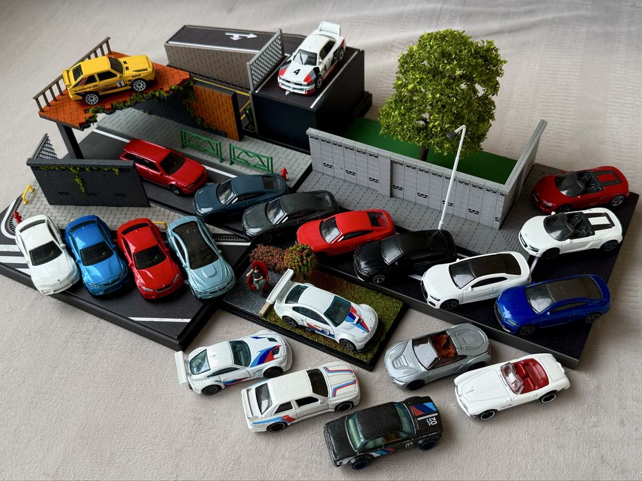 Hot Wheels Porsche, Audi, BMW, Mercedes, Aston, Pontiac, Volvo, Fiat