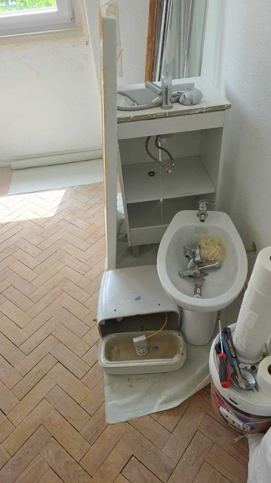 Compra de sucatas. Recolha entulho e limpezas gerais